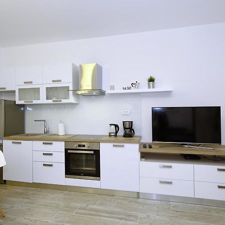 First Floor Zadar Apartment Buitenkant foto