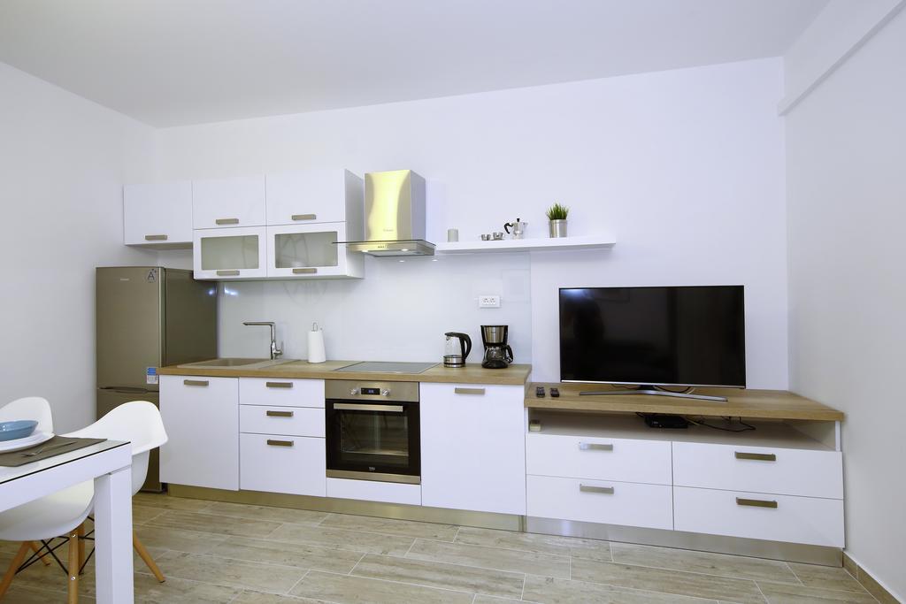 First Floor Zadar Apartment Buitenkant foto