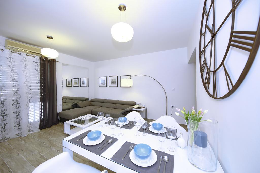 First Floor Zadar Apartment Buitenkant foto